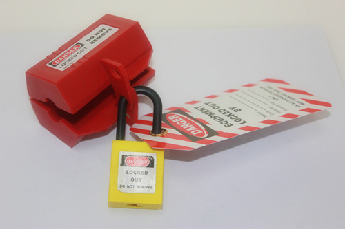 ZC-D42 203g Plug Lock Out For Large 220 / 500v Plug Rugged Polypropylene