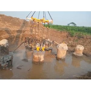 Construction Machinery Hydraulic Pile Breaker For Crushing Different Diameter