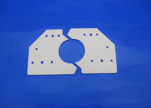 China Offer High Precision Customized 95%-99.99% Alumina AL2O3 Ceramic Plates