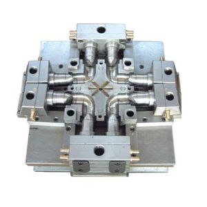2-16 Cavities PPSU Injection Molding Pipe Fitting Mould Customized