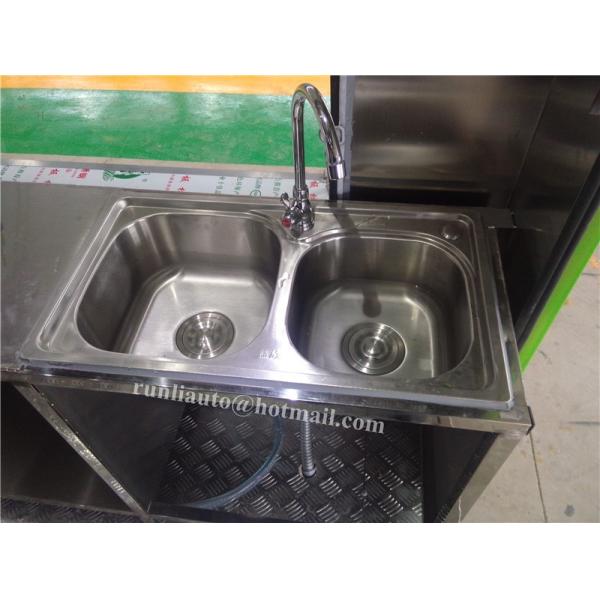 Custom Logo RHD Mobile Fast Food Truck In Malaysia Euro4 Emission Standard