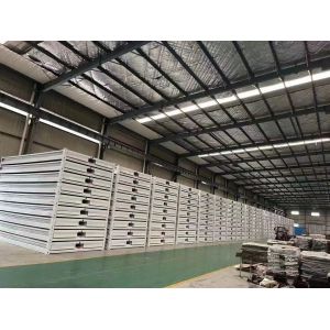 20ft Prefabricated Foldable Container Houses Sandwich Panel Wall Design Style