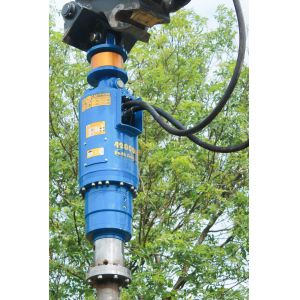 Quality APEA2000MAX Hydraulic Ground Auger With 44Rpm 511-1 Torque Range for sale