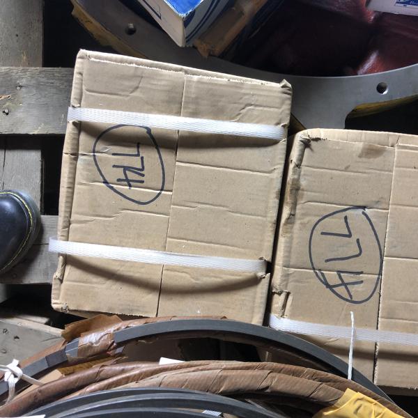 160HP 07440-72202 Steering Pump bulldozer parts