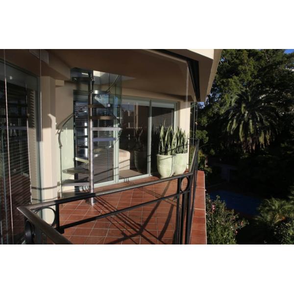 Spiral Staircase VH03S Spiral Stainless Steel Stair Tread Beech Curved Glass Handrail 304 Stainless Steel