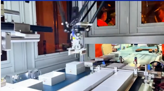 Budget-friendly fast dynamic response delta industrial robot for edible oil handling