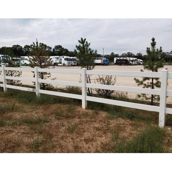Buy White Color Vinyl Livestock Fencing 2 Rails 3 Rails 4 Rails 1.4m X 2.4m at wholesale prices