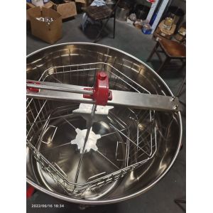 6 Frames Beekeeping Manual SS Honey Extractor With Automatic Braking Function