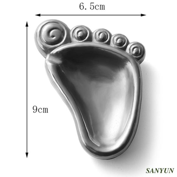 Fashion Creative Practical Silver Grey Plating Process Die Casting Zinc Alloy Vintage Pocket Ashtray 6.5*9cm