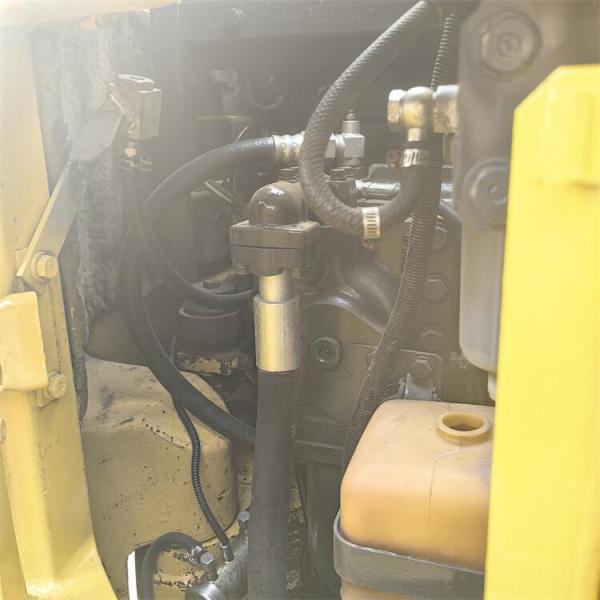 Japan Used Komatsu PC128 Excavator with Low Working Hours and Original Hydraulic Cylinder