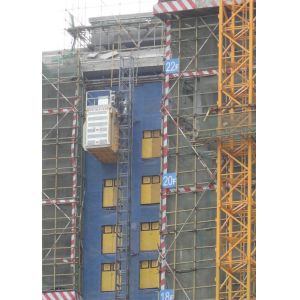 SC200 KP-B11 60 Meter / Minute Passenger And Material Hoist