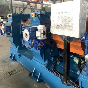 2019 Year Capacity 5kg-100kg Electrical Heating Two Roll Mill for Rubber