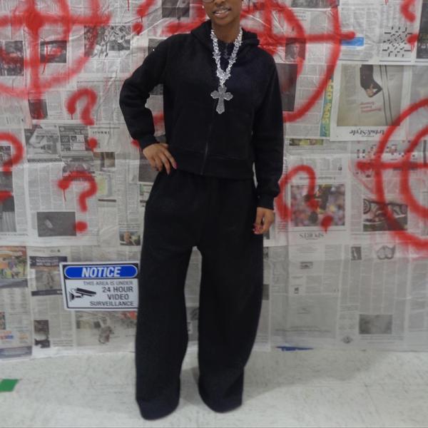 Clothing Manufacturers Custom 100 Cotton Zip up Crop Plain Streetwear Sweat Suits Women Hoodie and Sweatpants Set Tracksuit