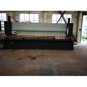 qc12k- 4x3200 qc12k-6x3200 automatic guillotine shearing machine cutting