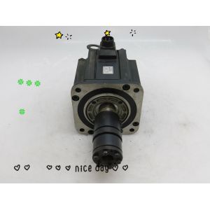 Yaskawa SGMG-44A2AB AC Servo Motor 32.8A 4.4KW 1500RPM 200V NEW