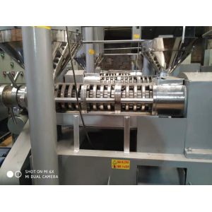 Automatic Spiral Industrial Oil Press Machine Coconut Oil Extraction Machine