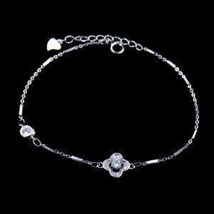 China Elegant 925 Silver Tennis Bracelet / Cubic Zirconia Wedding Necklace on sale