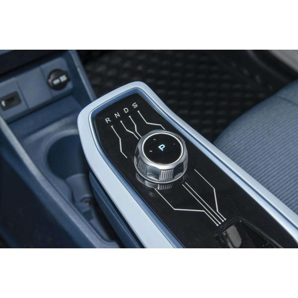 Changan Benben Electric Car 4 Wheels Electric Vehicle with 30.95kWh/100KM Battery