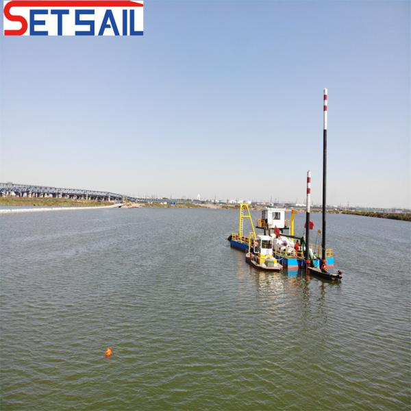 Diesel Engine Hydraulic Lake Mud Dredging Machine for River Sand