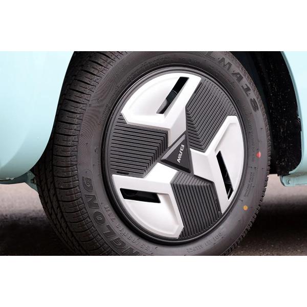 120km Pure Electric Beiqi Baw Yuanbao Pony 4 Seats Mini Ev for Adults Energy Vehicles Smart RHD Electric Car Wheelbase 2050