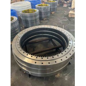 81Q6-00020 SLEWING BEARING SLEWING RING EXCAVATOR R220LC-9