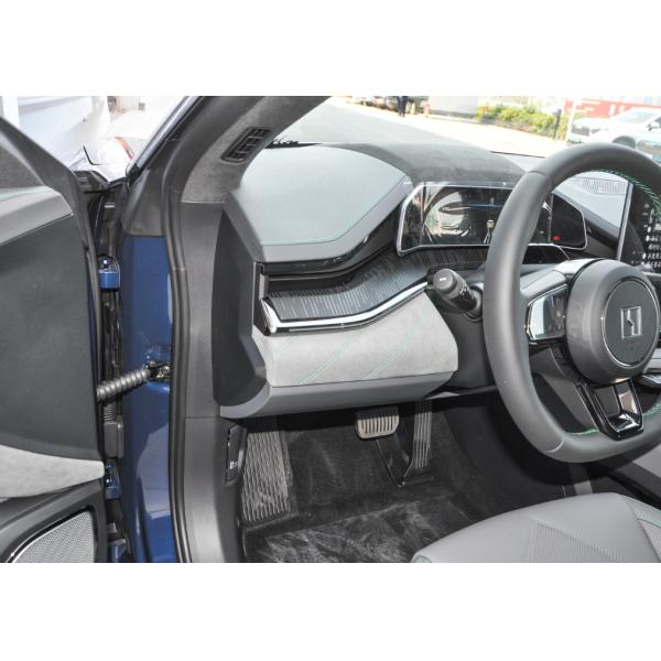 Customized Red/Blue Energy Vehicles Zeeker 001 Electric Cars with 616km Integrated Mileage