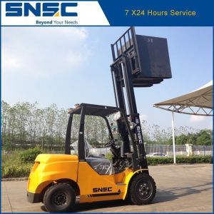 3000kg Counter Balance Diesel Forklift Truck All LED Light and Hydraulic