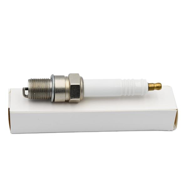 3500 Series RB77CC Spark Plugs M18*1.5 Thread Anti Corrosion