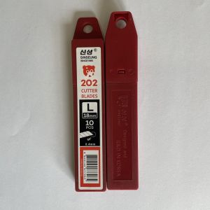 China 18mm Knife Blades Snap Off Razor Blades Cutting Knives With 0.4mm Thickness on sale