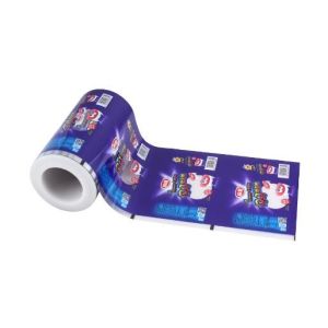 China OEM snacks candy biscuit laminated food grade plastic packaging film roll on sale