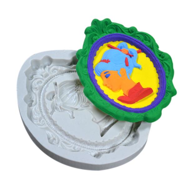 Buy OEM Professional Silicone Baking Molds Para Fondant Woman Shaped at wholesale prices