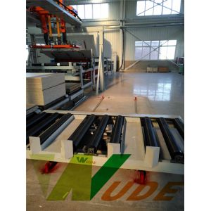 Laminate Pressing Machine With Cooling Machine , Short Cycle Laminating Press