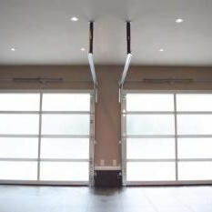 China supplier overhead Industrial 5mm Aluminum Sectional Door Transparent