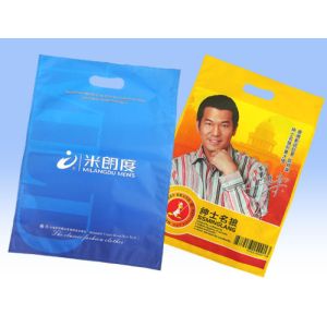 Thin Plastic Cloth Bag Gloss Matt Surface Handle ISO14000 Certification