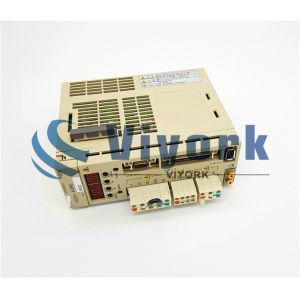 50 / 60HZ Yaskawa SGDH-A3BE-Y291 Servo Drive 3 Phase 100-115VAC Input 1.1AMP