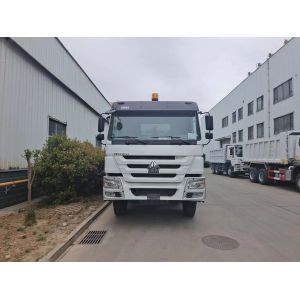 SINOTRUK HOWO Tipper Dump Truck LHD 6×4 371HP 20CBM