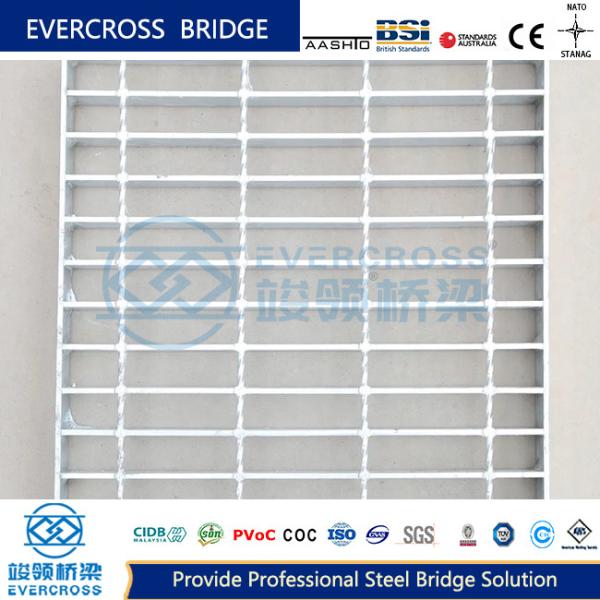 High Security Galvanized Serrated Steel Grating Stair Grating Tread Welding