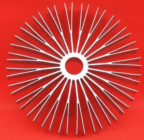 Extruded Heatsink Sunflower Series Big Power Good Dissipation Aluminum Extrusion