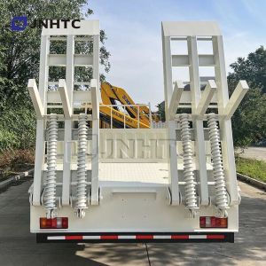 HOWO Cargo Cargo Truck Mounted Crane Truck 290HP 5Ton Railboard Flat Plate Cargo
