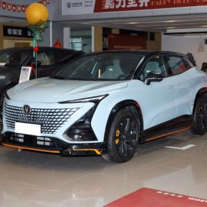 Medium SUV Prepayments Booking Changan UniT 2024 Petrol Gasoline Car 1.5T 188HP