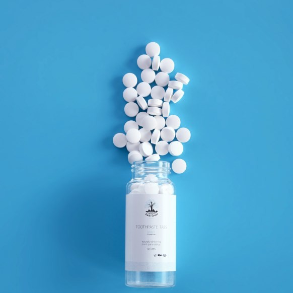 Buy Mint Smell Plastic Free Toothpaste Pills with fluoride at wholesale prices