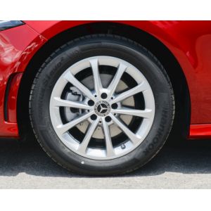 Mercedes-Benz A 200 L sport sedan donggan version 4 Door 5 seats 3 space car