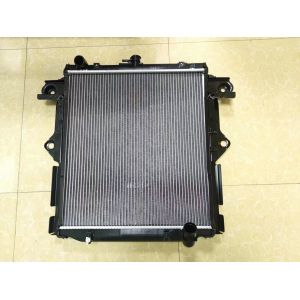 OE NO. 16400-17400 Land Cruiser Car Radiator 16400-17401 for Toyota 100