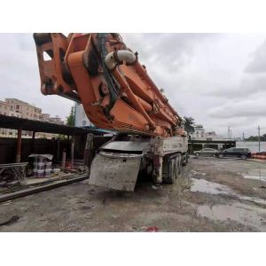 Semi-Dry Shotcrete Type Concrete Pump with 62.1 Meter Max.Vertical Reach by