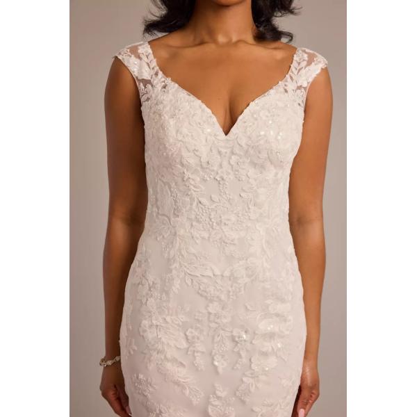 Modern Illusion Back Lace Appliques Chapel Train Cap Sleeve Sheath V-neck Mermaid White Organza Wedding Dress