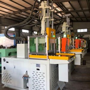 VERTICAL Energy Saving Vegetable Injection Molding 35ton Fruit Plastic Crate