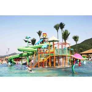 Customized Childrens Water Park , Fiberglass Water Slides Entertains More Than
