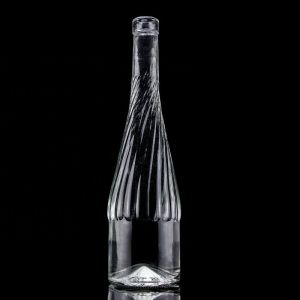 Glass Body Material 500ml 700ml Whiskey Wine Bottle with Unique Bottom Raised Design