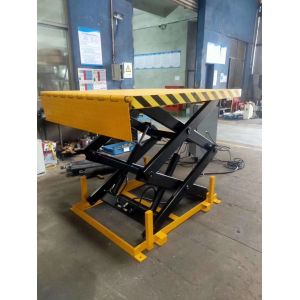 Hydraulic Scissor Lift 3500KG Loading Dock Lift With Manual Or Electric Lip