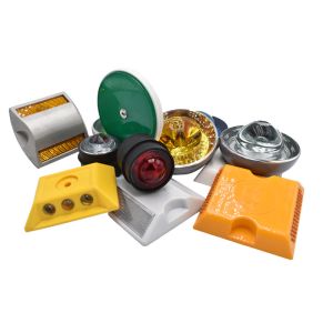 Road Safety Solar Embedded Cat Eye Road Stud Made of High Reflection and
